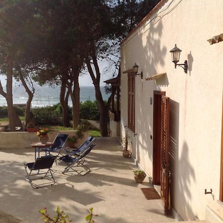 Casa Con Verande Sul Mare A 2 Minuti A Piedi Dalla Spiaggia كوستوناتشي المظهر الخارجي الصورة